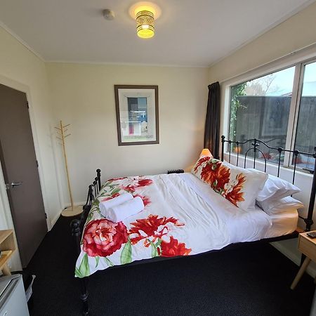 Central Masterton Sleepout Buitenkant foto